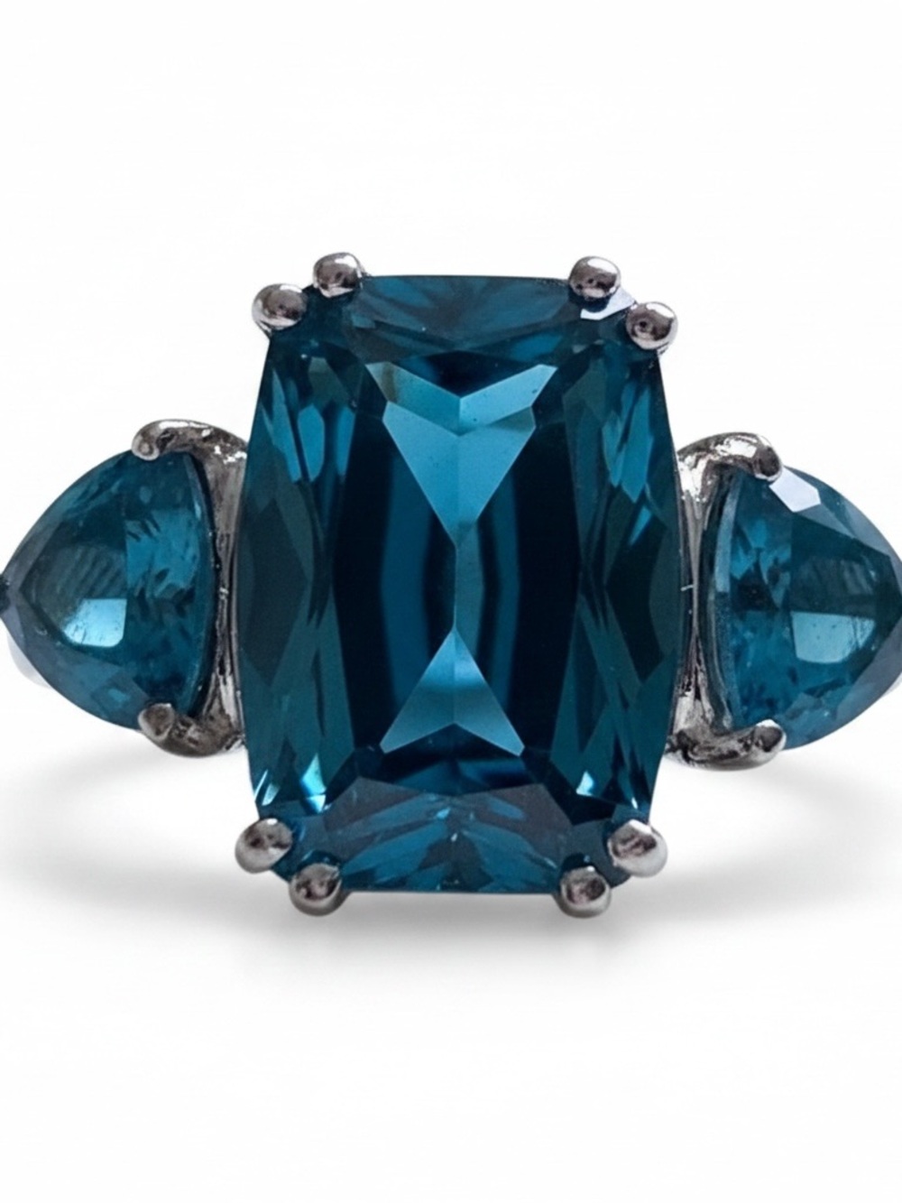 Something Blue!Elegant Genuine Blue Topaz Gemstone Ring, Sterling Silver, size 9 - Picture 2 of 16